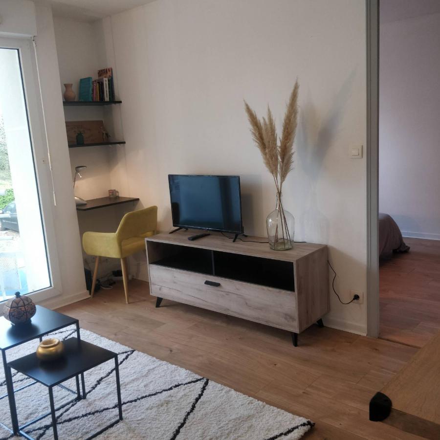 5 Mn Bordeaux Pied Tram A