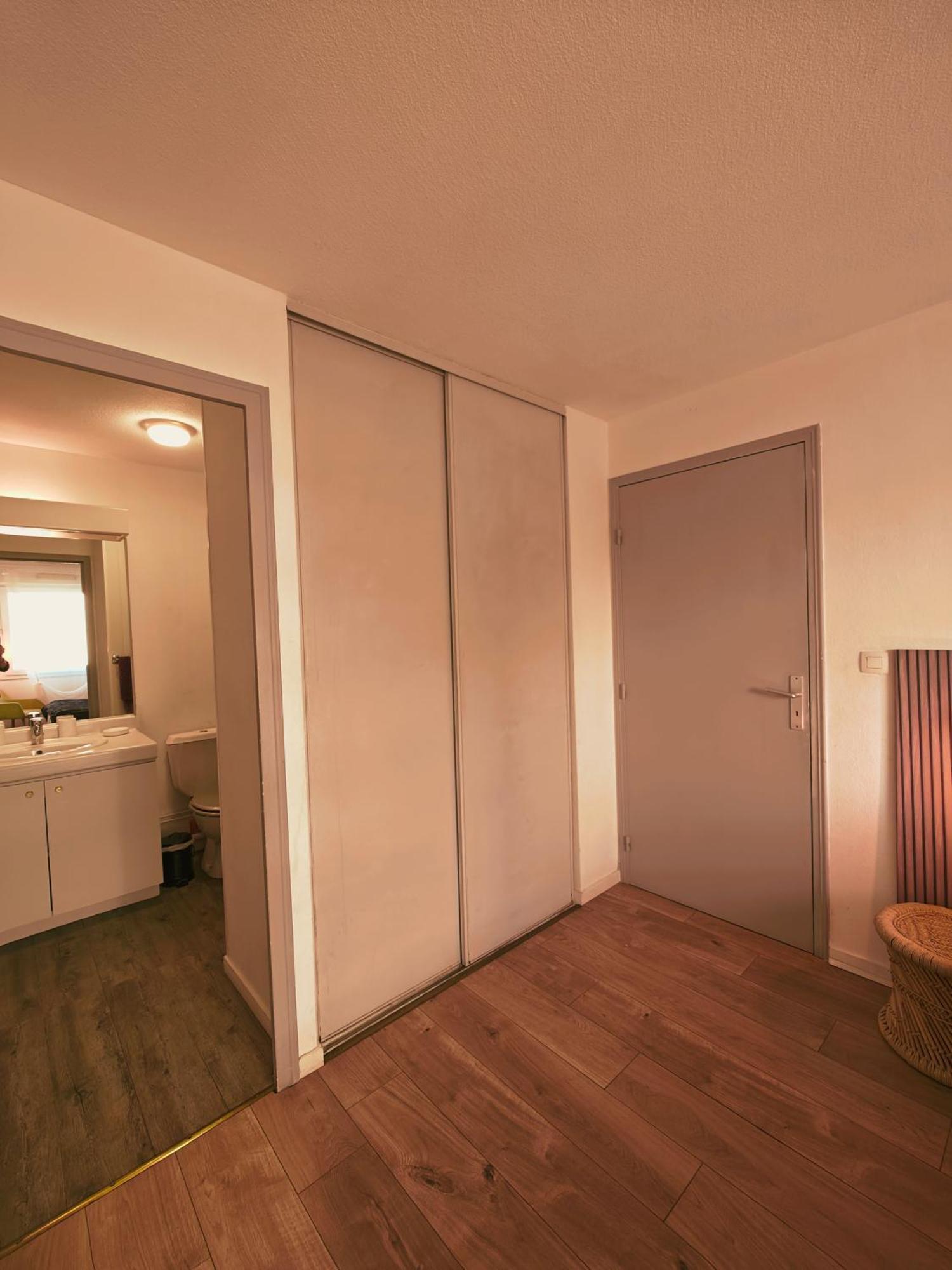 5 Mn Bordeaux Pied Tram A